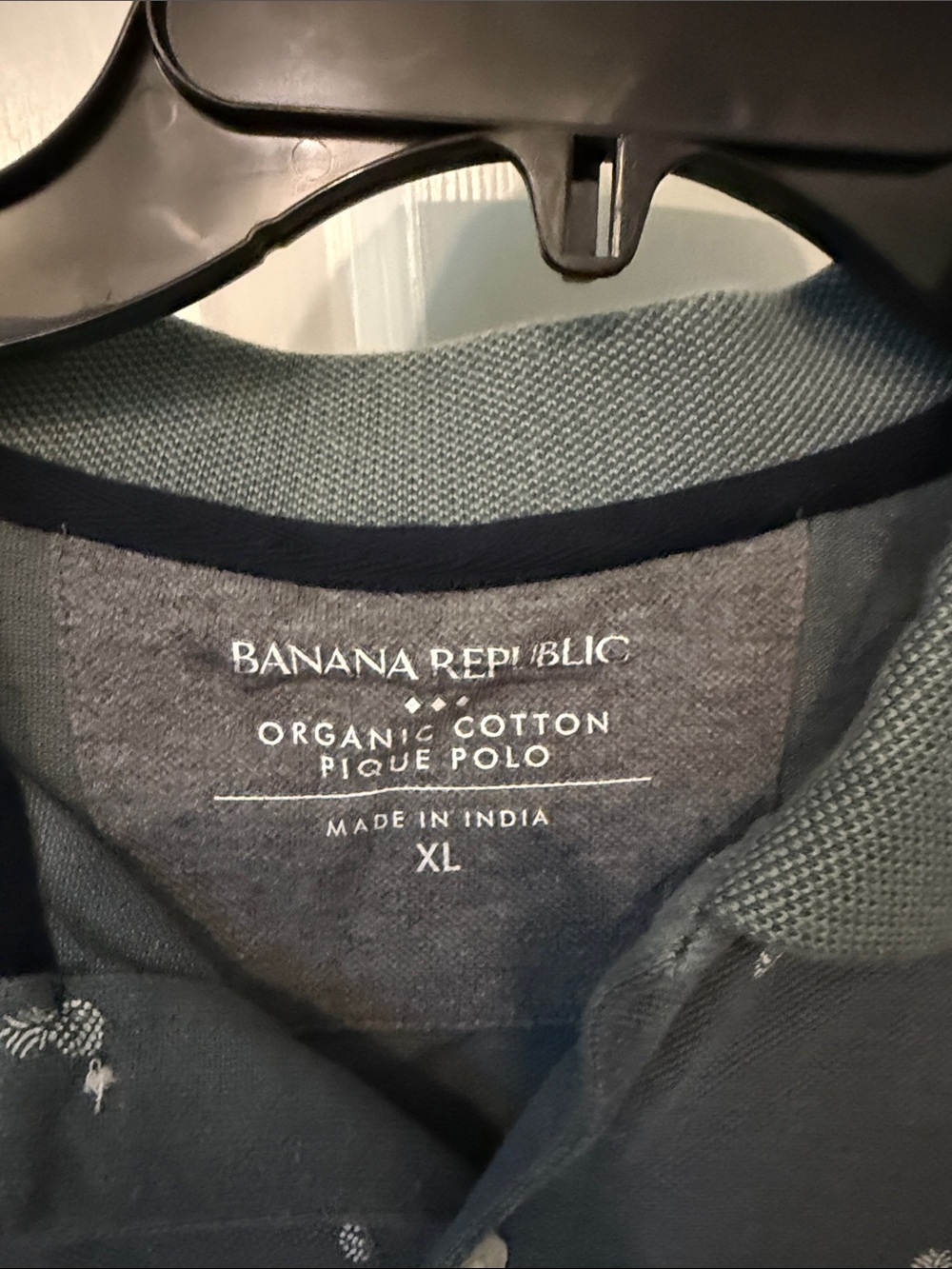 Banana Republic Men’s Teal Green Polo with Pineapple Micro Print - Picture 2 of 6